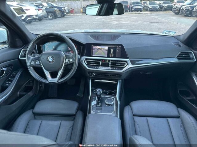 Белый БМВ 3 Серия, объемом двигателя 2 л и пробегом 27 тыс. км за 9200 $, фото 5 на Automoto.ua