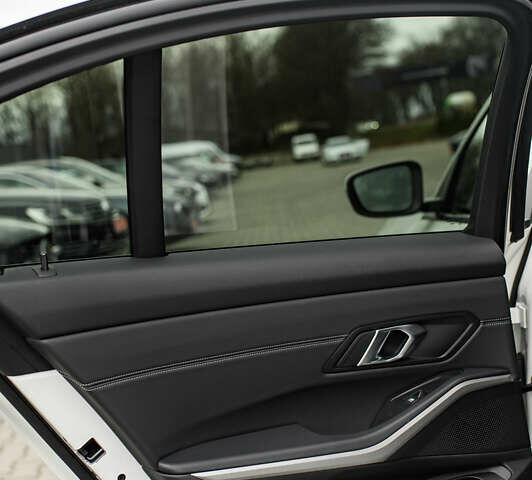 Белый БМВ 3 Серия, объемом двигателя 2 л и пробегом 163 тыс. км за 32500 $, фото 30 на Automoto.ua