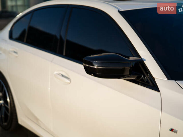 Білий БМВ 3 Серія, об'ємом двигуна 3 л та пробігом 61 тис. км за 51000 $, фото 15 на Automoto.ua