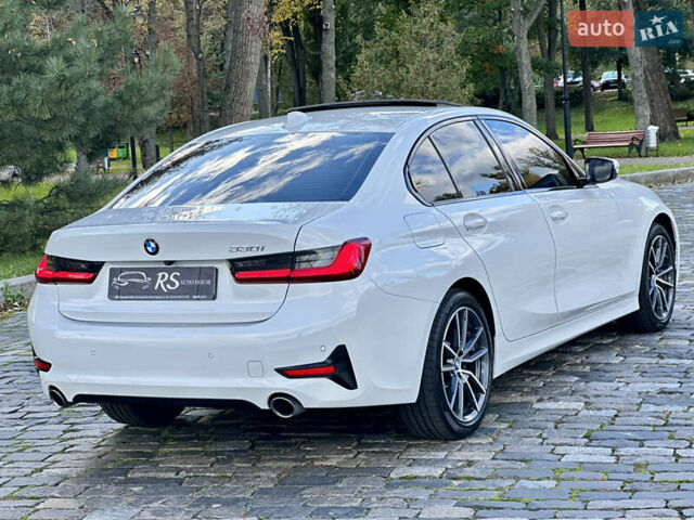 Белый БМВ 3 Серия, объемом двигателя 2 л и пробегом 116 тыс. км за 27500 $, фото 9 на Automoto.ua