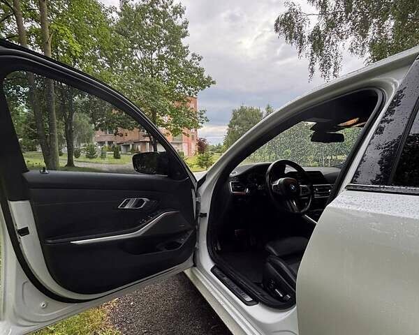 Білий БМВ 3 Серія, об'ємом двигуна 3 л та пробігом 142 тис. км за 48900 $, фото 14 на Automoto.ua