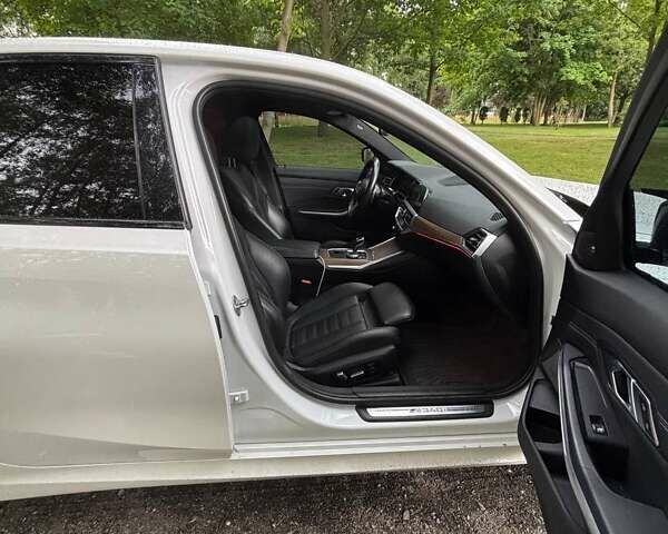 Білий БМВ 3 Серія, об'ємом двигуна 3 л та пробігом 142 тис. км за 48900 $, фото 26 на Automoto.ua