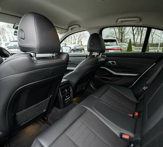 Белый БМВ 3 Серия, объемом двигателя 2 л и пробегом 163 тыс. км за 32500 $, фото 26 на Automoto.ua