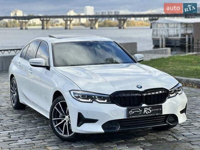 Белый БМВ 3 Серия, объемом двигателя 2 л и пробегом 116 тыс. км за 27500 $, фото 1 на Automoto.ua