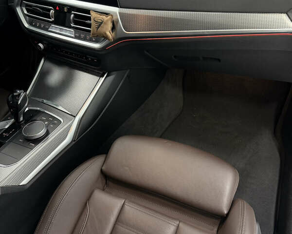 Білий БМВ 3 Серія, об'ємом двигуна 2 л та пробігом 29 тис. км за 35500 $, фото 20 на Automoto.ua