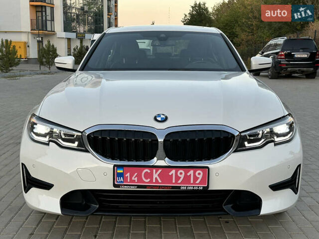 Белый БМВ 3 Серия, объемом двигателя 2 л и пробегом 115 тыс. км за 25499 $, фото 1 на Automoto.ua