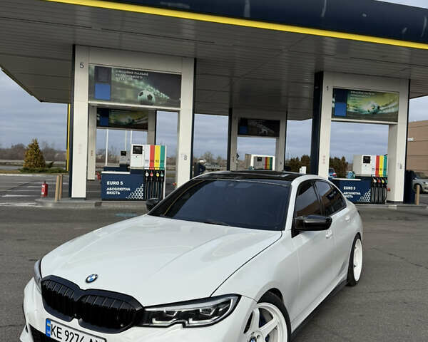 Белый БМВ 3 Серия, объемом двигателя 3 л и пробегом 135 тыс. км за 38900 $, фото 2 на Automoto.ua