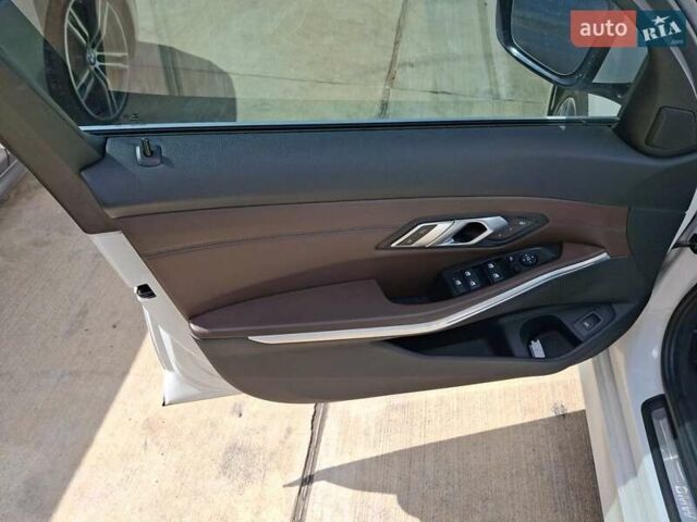 Белый БМВ 3 Серия, объемом двигателя 0 л и пробегом 94 тыс. км за 20199 $, фото 13 на Automoto.ua