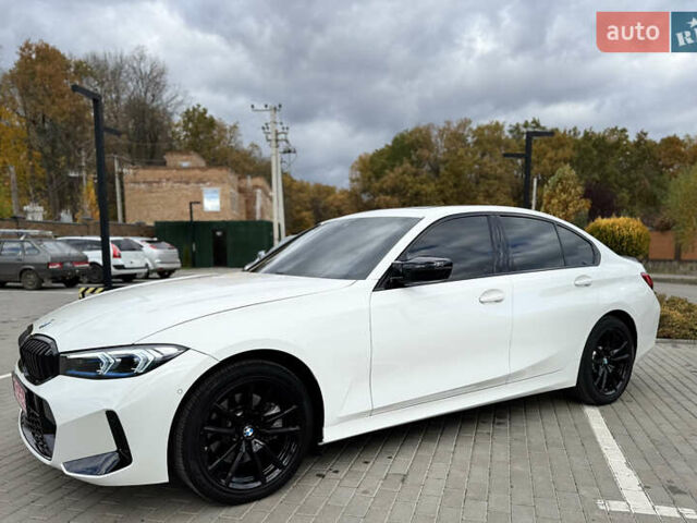 Білий БМВ 3 Серія, об'ємом двигуна 2 л та пробігом 169 тис. км за 24500 $, фото 2 на Automoto.ua