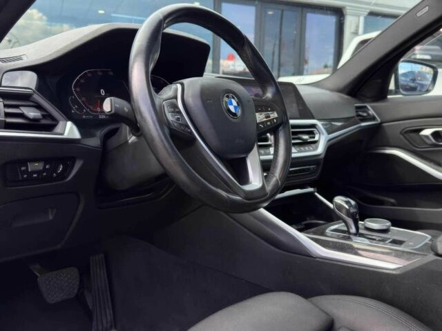 Белый БМВ 3 Серия, объемом двигателя 2 л и пробегом 48 тыс. км за 11800 $, фото 11 на Automoto.ua