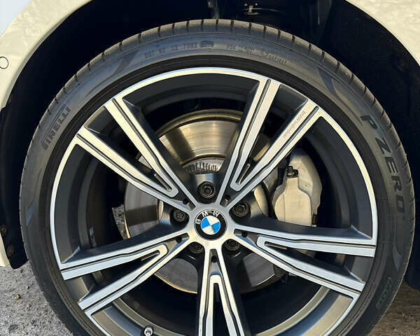 Білий БМВ 3 Серія, об'ємом двигуна 2 л та пробігом 55 тис. км за 41000 $, фото 25 на Automoto.ua