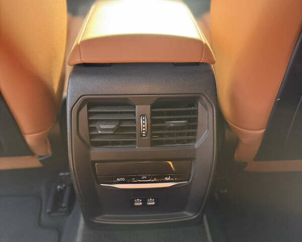 Белый БМВ 3 Серия, объемом двигателя 2 л и пробегом 114 тыс. км за 38000 $, фото 10 на Automoto.ua