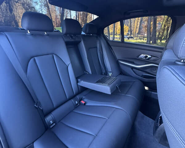 БМВ 3 Серія 2021 у Києві на Automoto.ua Білий БМВ 3 Серія, об'ємом двигуна 0 л та пробігом 23 тис. км за 28888 $, фото 53 на Automoto.ua