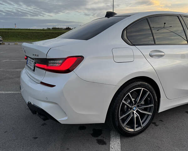 БМВ 3 Серія 2021 у Львові на Automoto.ua Білий БМВ 3 Серія, об'ємом двигуна 2 л та пробігом 67 тис. км за 29900 $, фото 5 на Automoto.ua