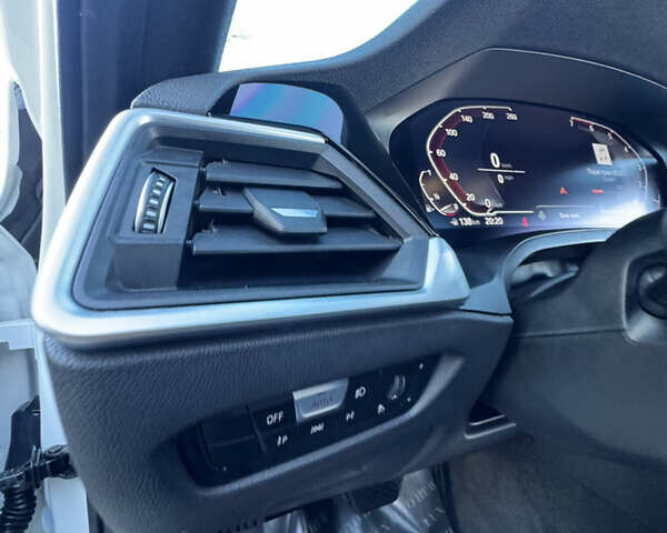 БМВ 3 Серія 2021 у Києві на Automoto.ua Білий БМВ 3 Серія, об'ємом двигуна 0 л та пробігом 23 тис. км за 28888 $, фото 26 на Automoto.ua