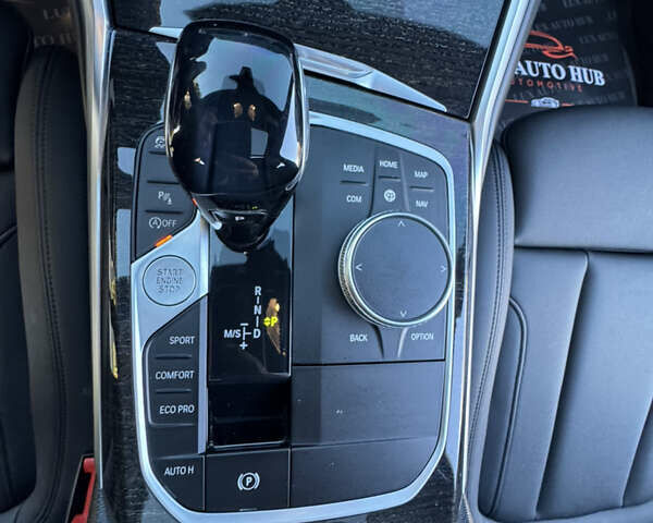 БМВ 3 Серія 2021 у Києві на Automoto.ua Білий БМВ 3 Серія, об'ємом двигуна 0 л та пробігом 23 тис. км за 28888 $, фото 24 на Automoto.ua