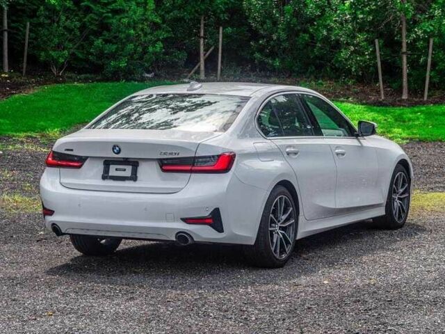 Белый БМВ 3 Серия, объемом двигателя 2 л и пробегом 76 тыс. км за 21000 $, фото 6 на Automoto.ua