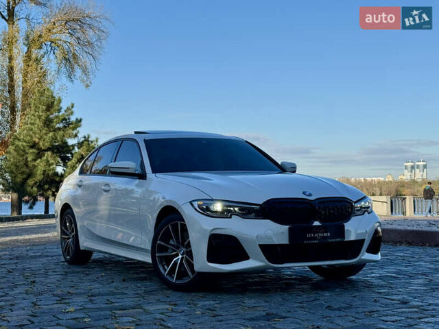 БМВ 3 Серія 2021 у Києві на Automoto.ua Білий БМВ 3 Серія, об'ємом двигуна 0 л та пробігом 23 тис. км за 28888 $, фото 88 на Automoto.ua
