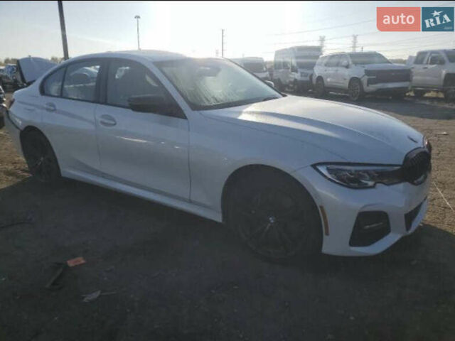 Белый БМВ 3 Серия, объемом двигателя 2 л и пробегом 50 тыс. км за 20200 $, фото 1 на Automoto.ua