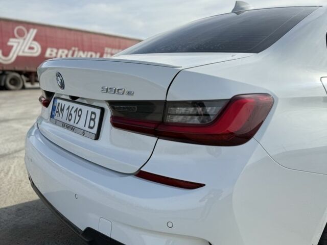 Белый БМВ 3 Серия, объемом двигателя 2 л и пробегом 114 тыс. км за 38000 $, фото 3 на Automoto.ua