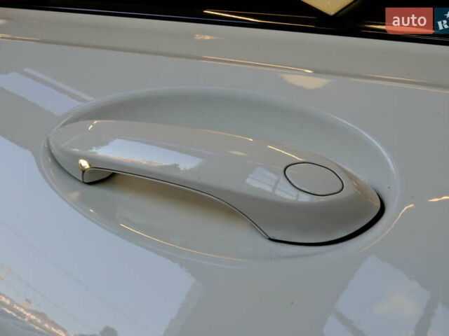 Белый БМВ 3 Серия, объемом двигателя 2 л и пробегом 69 тыс. км за 26900 $, фото 21 на Automoto.ua