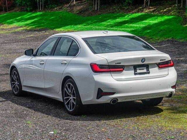 Белый БМВ 3 Серия, объемом двигателя 2 л и пробегом 76 тыс. км за 21000 $, фото 4 на Automoto.ua