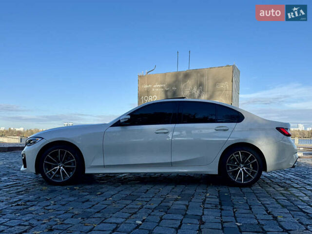 БМВ 3 Серія 2021 у Києві на Automoto.ua Білий БМВ 3 Серія, об'ємом двигуна 0 л та пробігом 23 тис. км за 28888 $, фото 39 на Automoto.ua