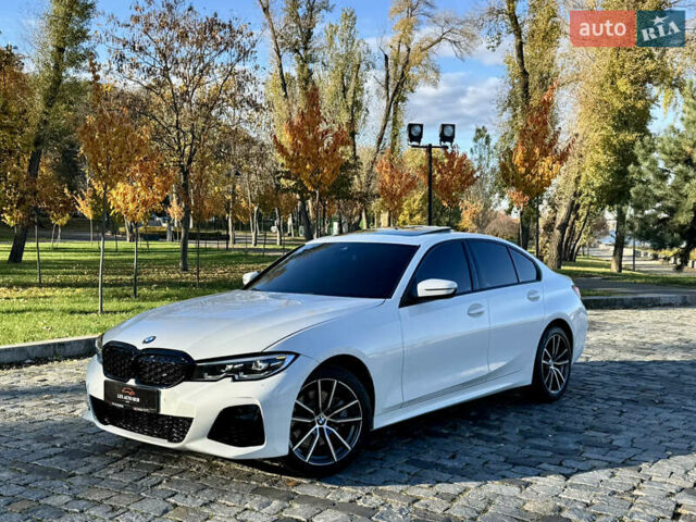 БМВ 3 Серія 2021 у Києві на Automoto.ua Білий БМВ 3 Серія, об'ємом двигуна 0 л та пробігом 23 тис. км за 28888 $, фото 90 на Automoto.ua