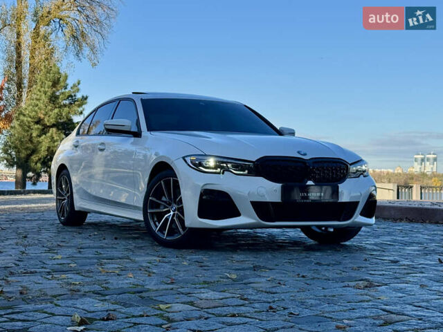 БМВ 3 Серія 2021 у Києві на Automoto.ua Білий БМВ 3 Серія, об'ємом двигуна 0 л та пробігом 23 тис. км за 28888 $, фото 87 на Automoto.ua