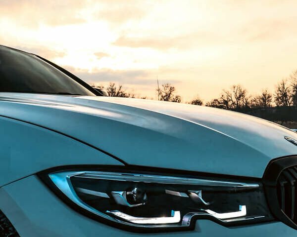 Белый БМВ 3 Серия, объемом двигателя 2 л и пробегом 50 тыс. км за 37500 $, фото 4 на Automoto.ua