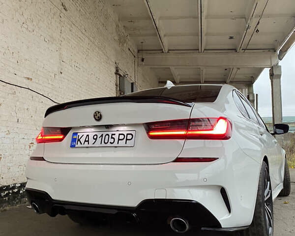 Белый БМВ 3 Серия, объемом двигателя 2 л и пробегом 15 тыс. км за 35500 $, фото 13 на Automoto.ua