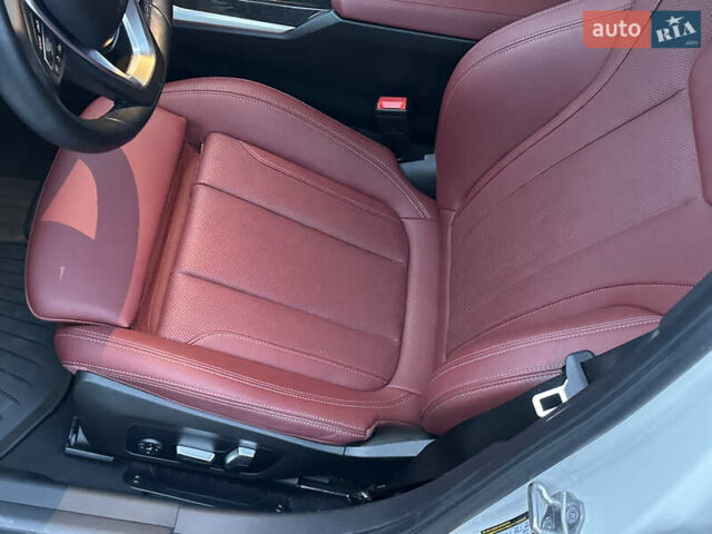 БМВ 3 Серия 2022 в Виннице на Automoto.ua Белый БМВ 3 Серия, объемом двигателя 2 л и пробегом 47 тыс. км за 29999 $, фото 28 на Automoto.ua