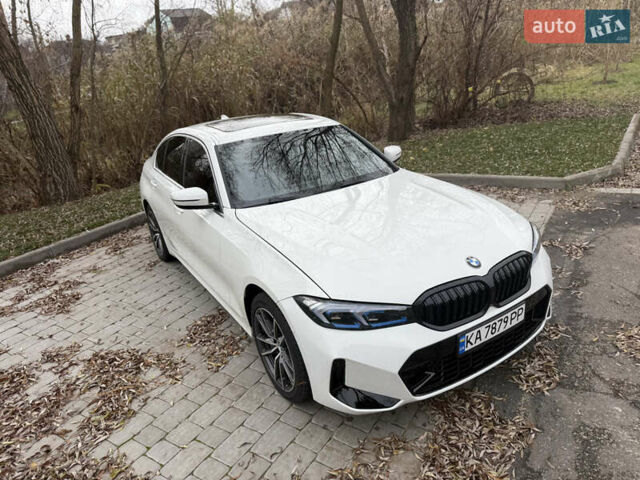 Белый БМВ 3 Серия, объемом двигателя 2 л и пробегом 122 тыс. км за 28000 $, фото 9 на Automoto.ua