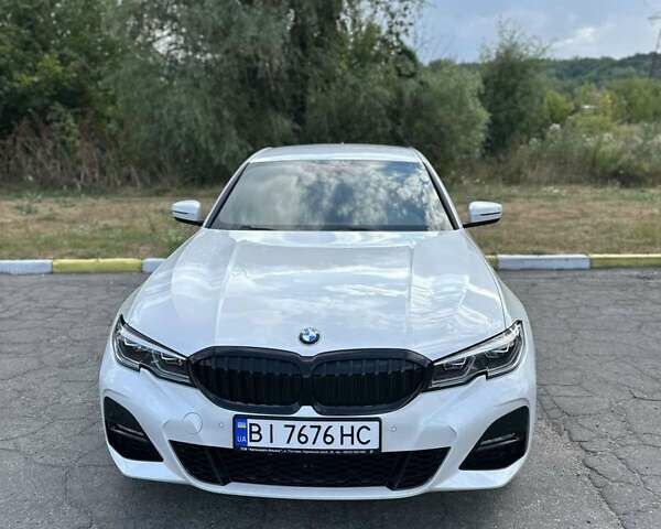 БМВ 3 Серия 2022 в Полтаве на Automoto.ua Белый БМВ 3 Серия, объемом двигателя 2 л и пробегом 17 тыс. км за 45800 $, фото 3 на Automoto.ua
