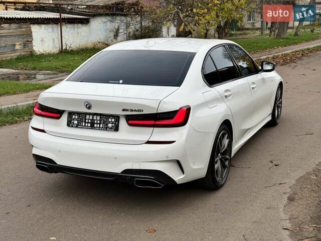 Белый БМВ 3 Серия, объемом двигателя 3 л и пробегом 47 тыс. км за 49500 $, фото 11 на Automoto.ua