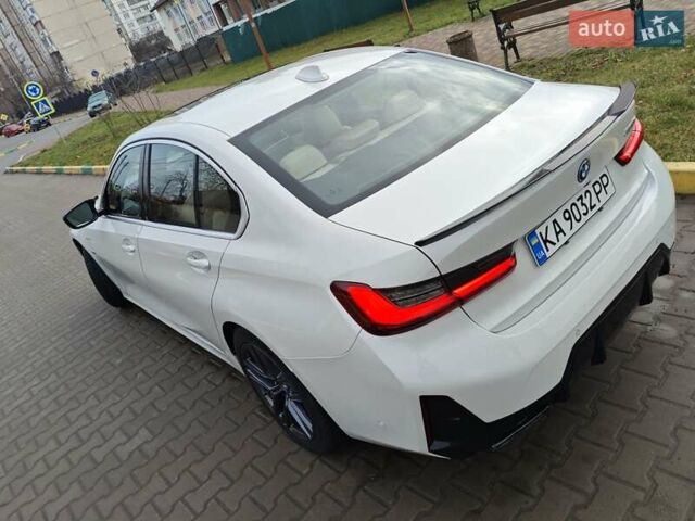 Белый БМВ 3 Серия, объемом двигателя 2 л и пробегом 95 тыс. км за 32500 $, фото 28 на Automoto.ua