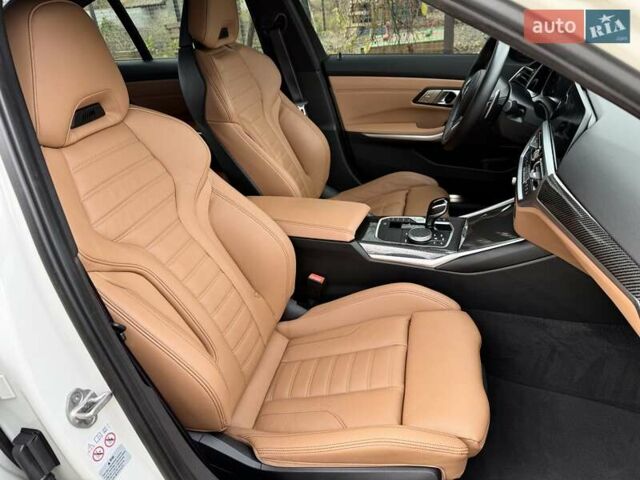 Белый БМВ 3 Серия, объемом двигателя 3 л и пробегом 47 тыс. км за 49500 $, фото 16 на Automoto.ua