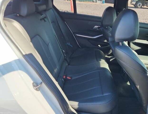 Белый БМВ 3 Серия, объемом двигателя 0 л и пробегом 1 тыс. км за 13000 $, фото 9 на Automoto.ua