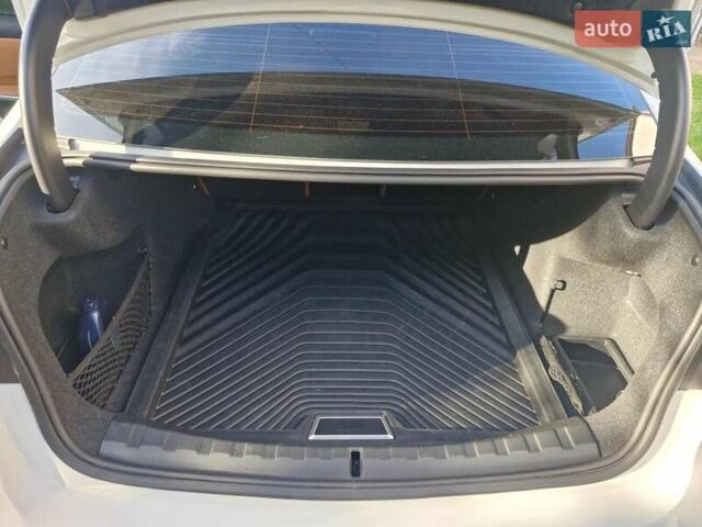 БМВ 3 Серия 2022 в Львове на Automoto.ua Белый БМВ 3 Серия, объемом двигателя 2 л и пробегом 80 тыс. км за 45621 $, фото 11 на Automoto.ua