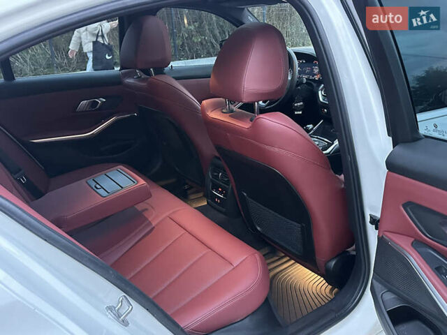 БМВ 3 Серия 2022 в Виннице на Automoto.ua Белый БМВ 3 Серия, объемом двигателя 2 л и пробегом 47 тыс. км за 29999 $, фото 43 на Automoto.ua