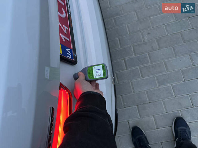 БМВ 3 Серия 2022 в Виннице на Automoto.ua Белый БМВ 3 Серия, объемом двигателя 2 л и пробегом 47 тыс. км за 29999 $, фото 57 на Automoto.ua