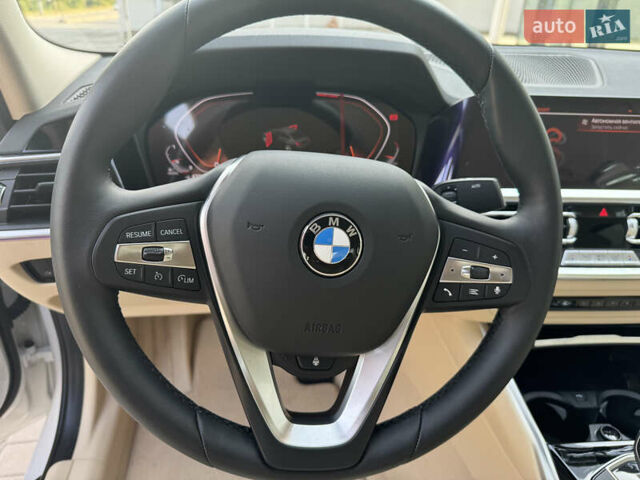 Белый БМВ 3 Серия, объемом двигателя 2 л и пробегом 7 тыс. км за 38400 $, фото 17 на Automoto.ua