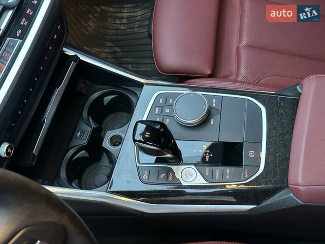 БМВ 3 Серия 2022 в Виннице на Automoto.ua Белый БМВ 3 Серия, объемом двигателя 2 л и пробегом 47 тыс. км за 29999 $, фото 31 на Automoto.ua