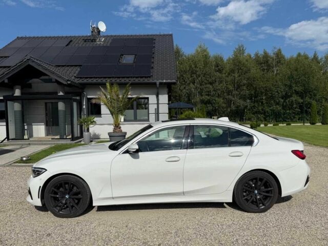 Белый БМВ 3 Серия, объемом двигателя 2 л и пробегом 73 тыс. км за 23000 $, фото 1 на Automoto.ua