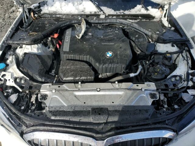 Белый БМВ 3 Серия, объемом двигателя 2 л и пробегом 70 тыс. км за 22300 $, фото 10 на Automoto.ua