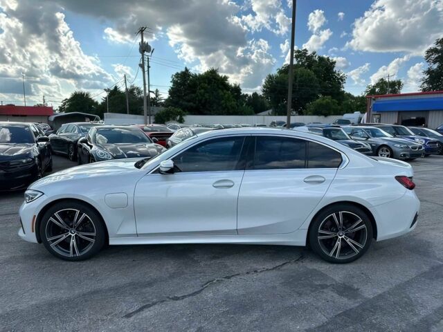 Белый БМВ 3 Серия, объемом двигателя 2 л и пробегом 30 тыс. км за 13500 $, фото 3 на Automoto.ua