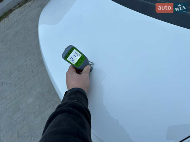 БМВ 3 Серия 2022 в Виннице на Automoto.ua Белый БМВ 3 Серия, объемом двигателя 2 л и пробегом 47 тыс. км за 29999 $, фото 56 на Automoto.ua