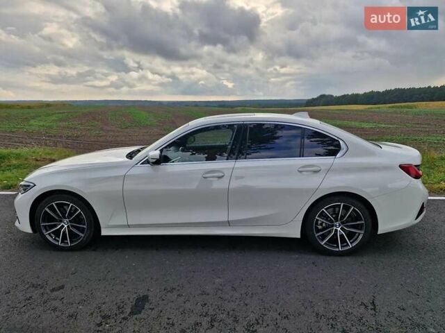 БМВ 3 Серия 2022 в Львове на Automoto.ua Белый БМВ 3 Серия, объемом двигателя 2 л и пробегом 80 тыс. км за 45621 $, фото 2 на Automoto.ua