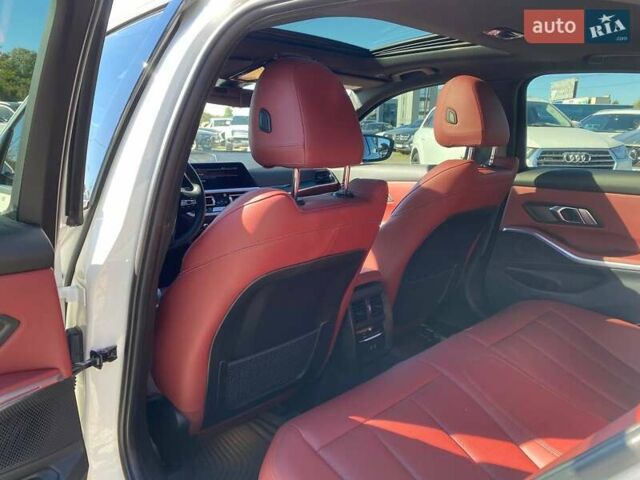 Білий БМВ 3 Серія, об'ємом двигуна 2 л та пробігом 72 тис. км за 31500 $, фото 23 на Automoto.ua