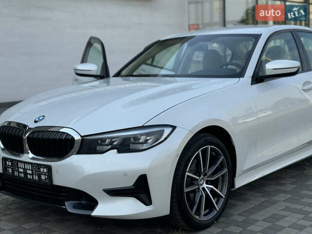 Белый БМВ 3 Серия, объемом двигателя 2 л и пробегом 7 тыс. км за 38400 $, фото 7 на Automoto.ua